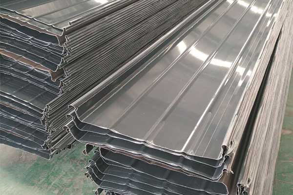 铝镁锰合金屋面板价格（铝镁锰屋面板图片）